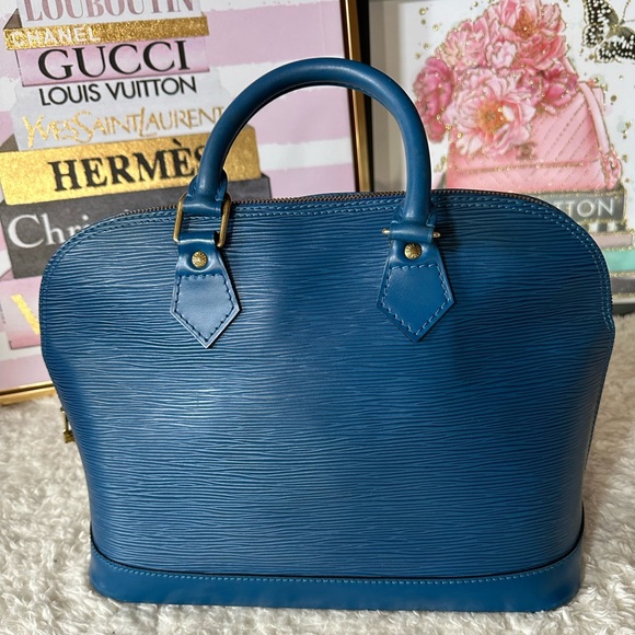 Louis Vuitton Blue Epi Leather Alma PM - Picture 4 of 16
